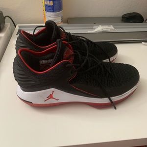 Jordan 32 Low. Size 10.5
